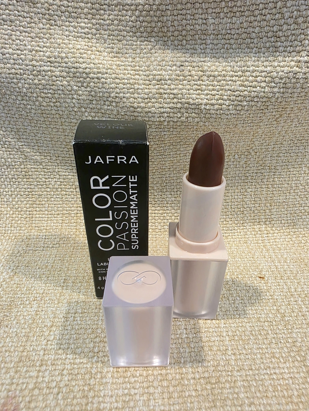 JAFRA Color Passion Lipstick - Velour Wine